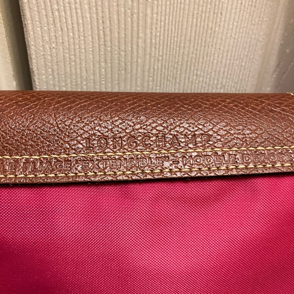 Longchamp expandable  magenta bag - Picture 8 of 15